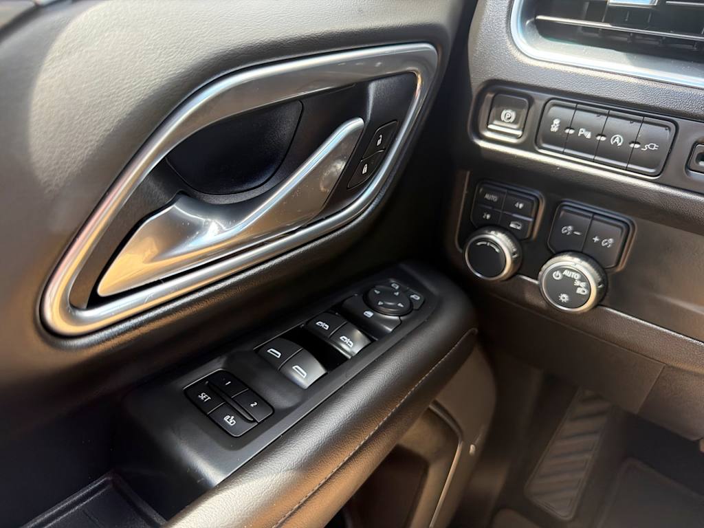 Thumbnail: 2021 Chevrolet Tahoe - 24