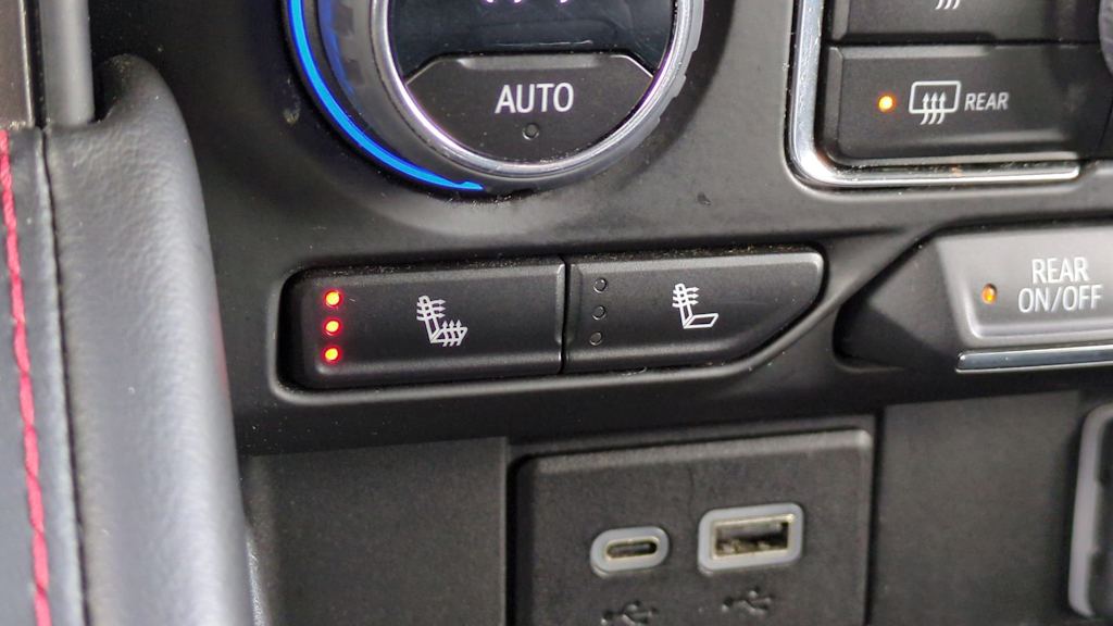 Thumbnail: 2023 Chevrolet Tahoe - 35