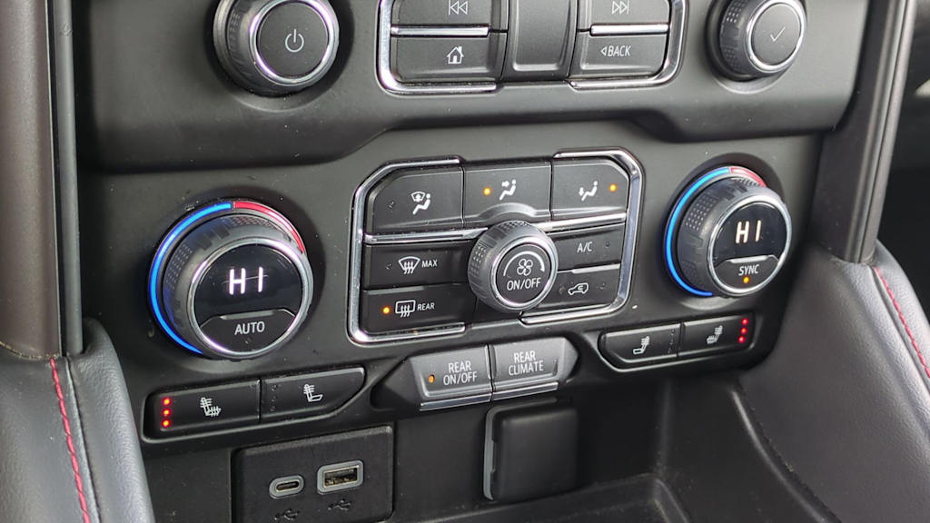 Thumbnail: 2023 Chevrolet Tahoe - 31