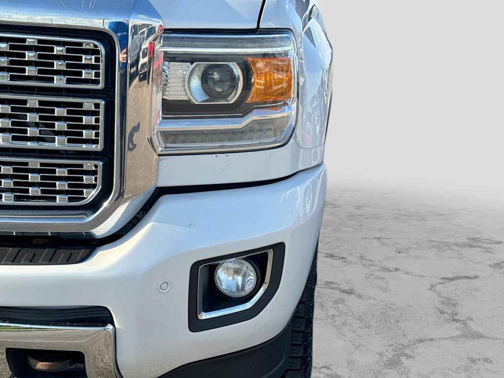 Thumbnail: 2019 GMC Sierra 2500 - 20