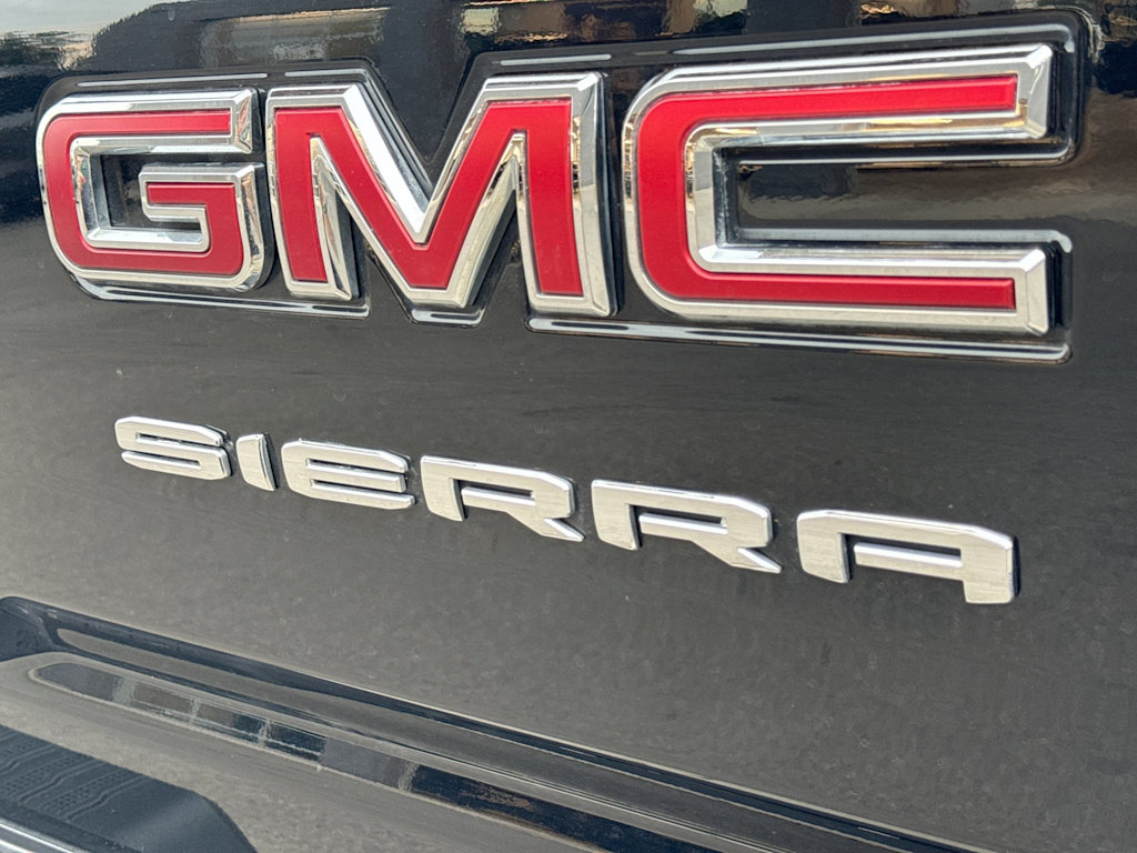 Thumbnail: 2023 GMC Sierra 2500 - 21