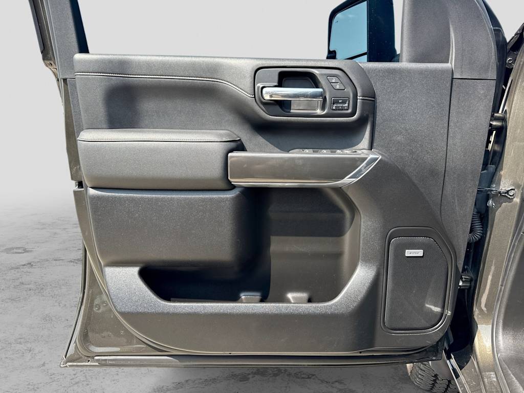 Thumbnail: 2023 GMC Sierra 2500 - 35
