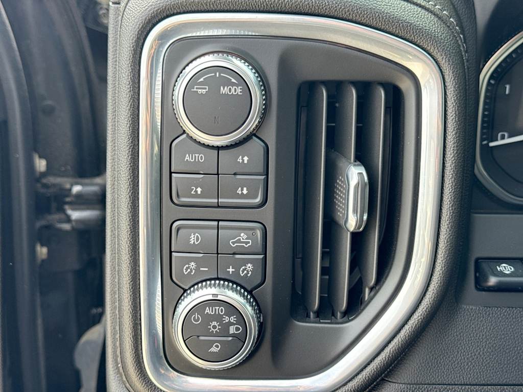 Thumbnail: 2023 GMC Sierra 3500 - 30