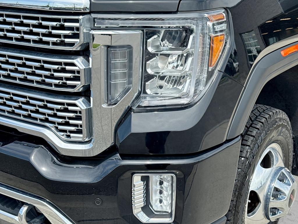 Thumbnail: 2023 GMC Sierra 3500 - 21