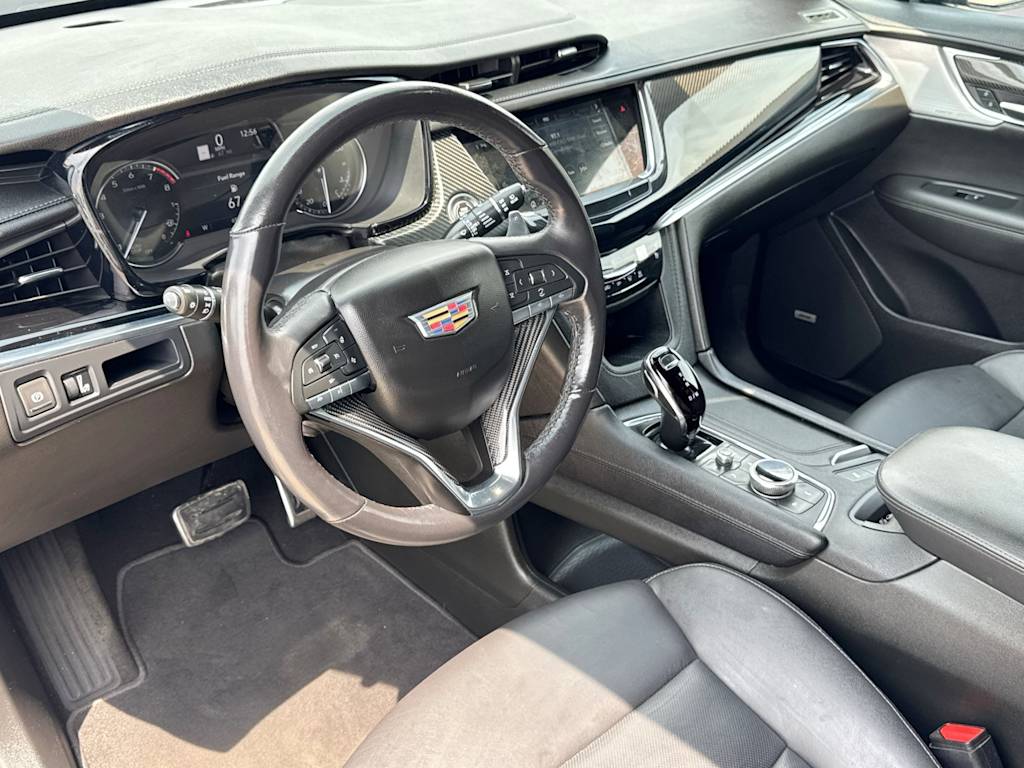 Thumbnail: 2024 Cadillac XT6 - 2