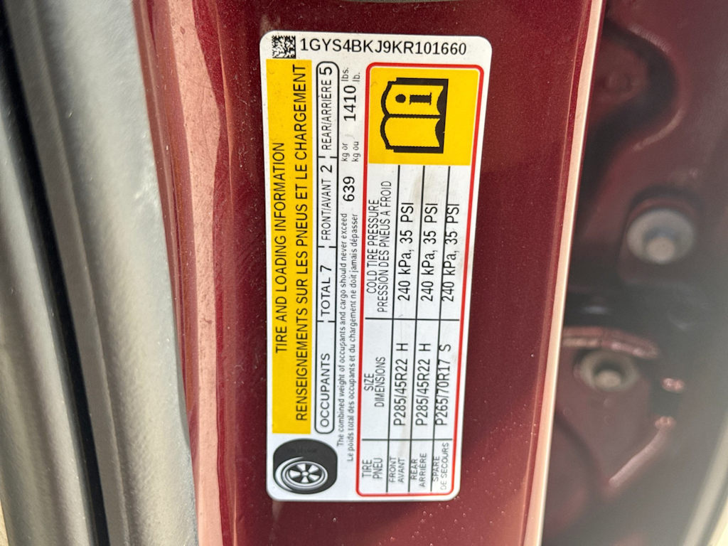 Thumbnail: 2019 Cadillac Escalade - 18