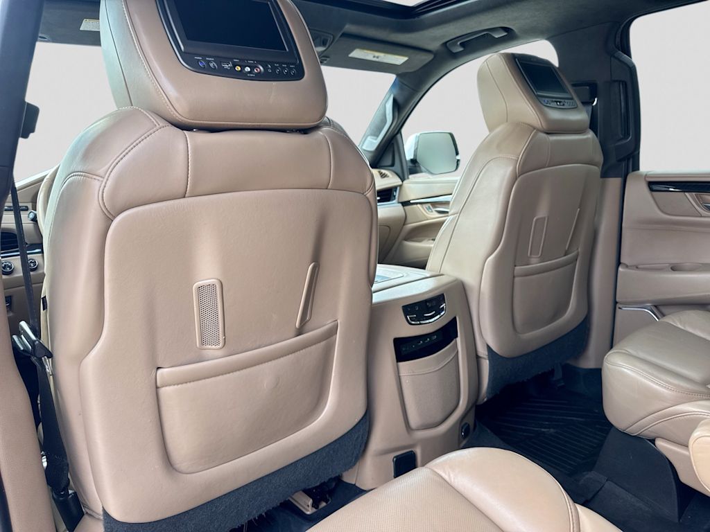 Thumbnail: 2018 Cadillac Escalade - 12