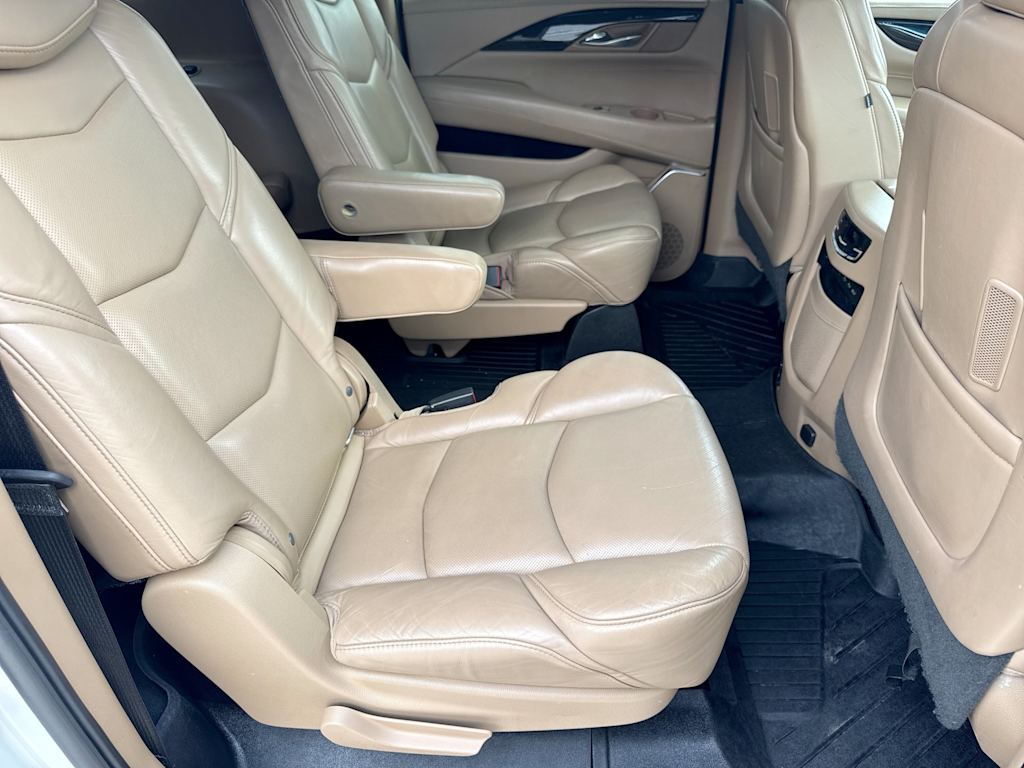 Thumbnail: 2018 Cadillac Escalade - 11