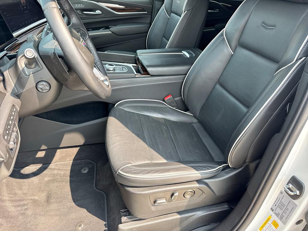 Thumbnail: 2022 Cadillac Escalade - 10