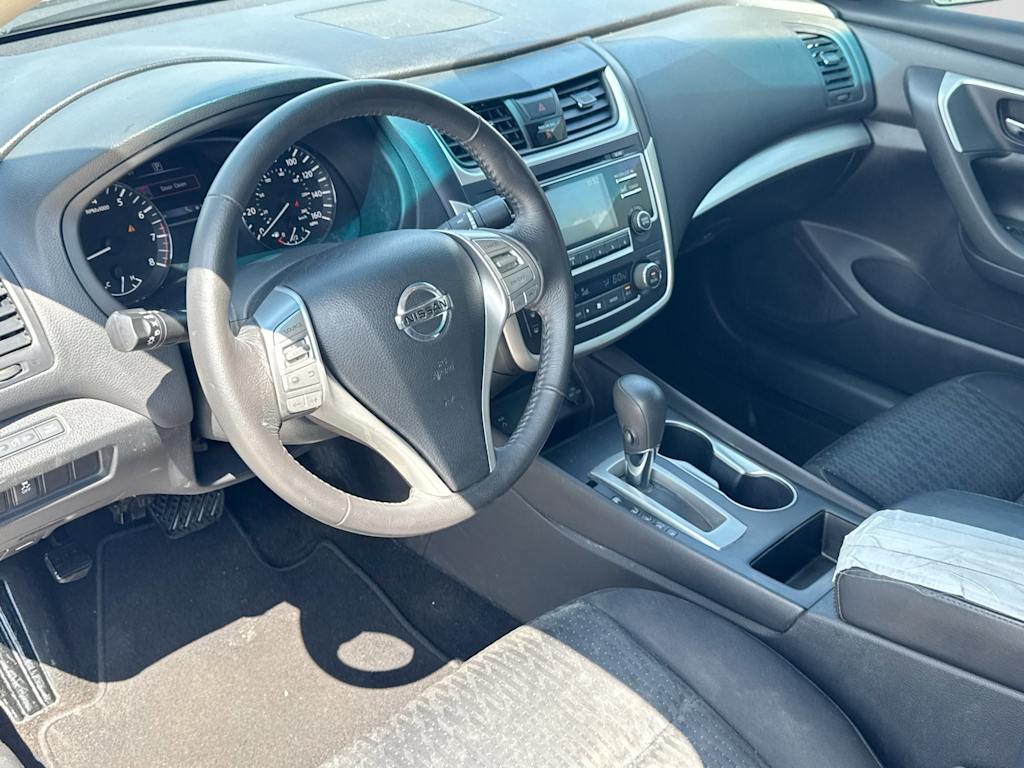 Thumbnail: 2016 Nissan Altima - 2