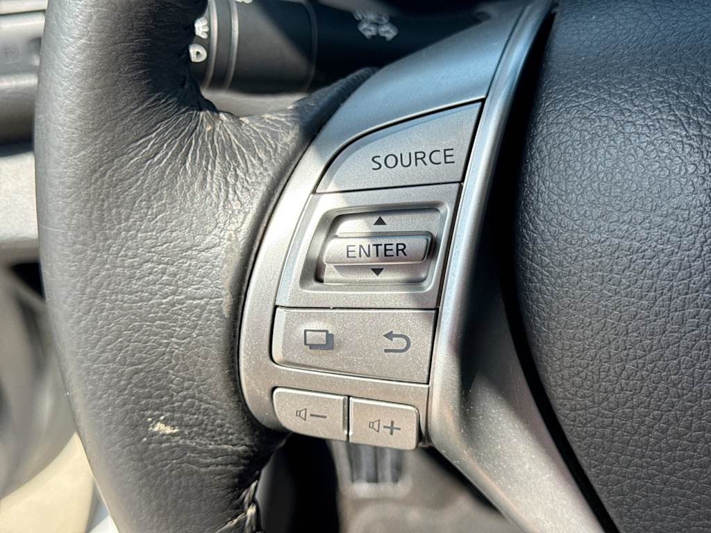 Thumbnail: 2016 Nissan Altima - 27