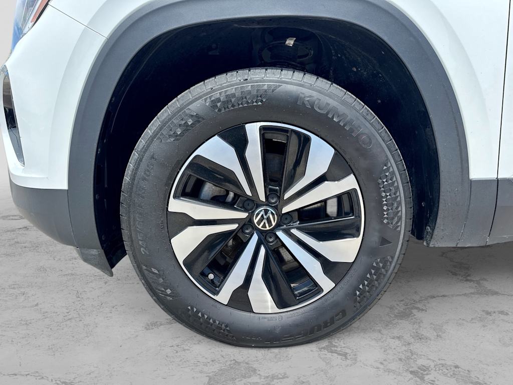 Thumbnail: 2024 Volkswagen Atlas - 8