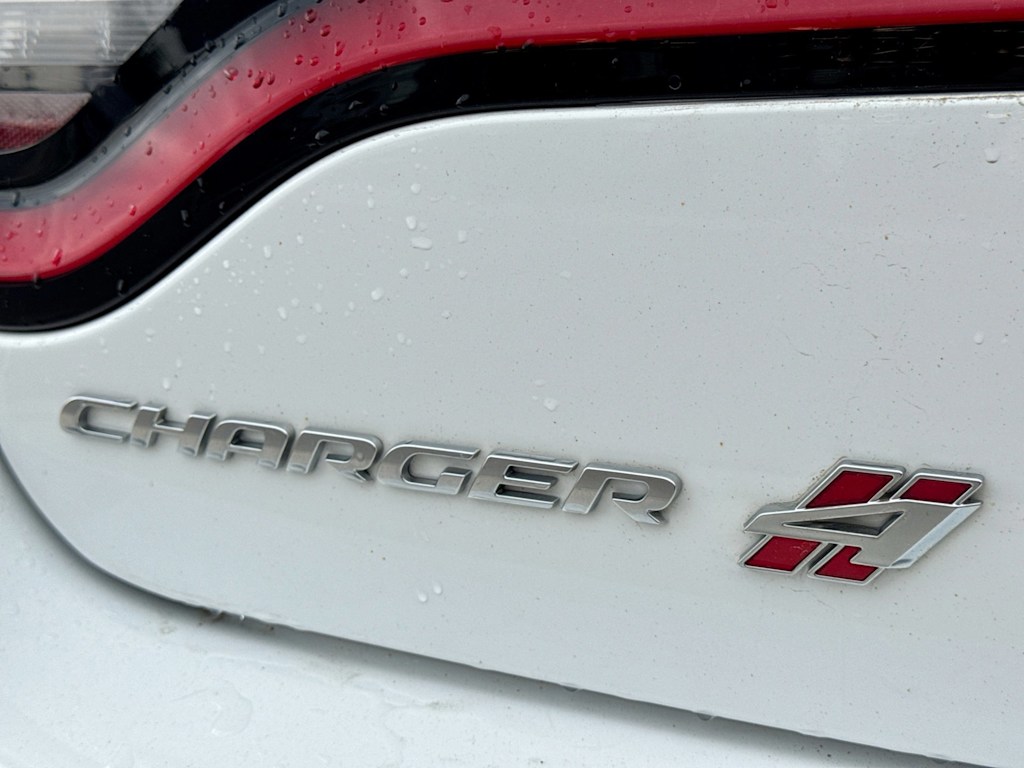 Thumbnail: 2018 Dodge Charger - 23