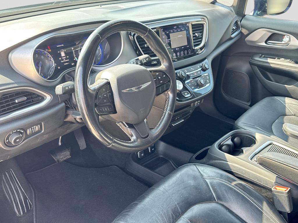 Thumbnail: 2018 Chrysler Pacifica - 2