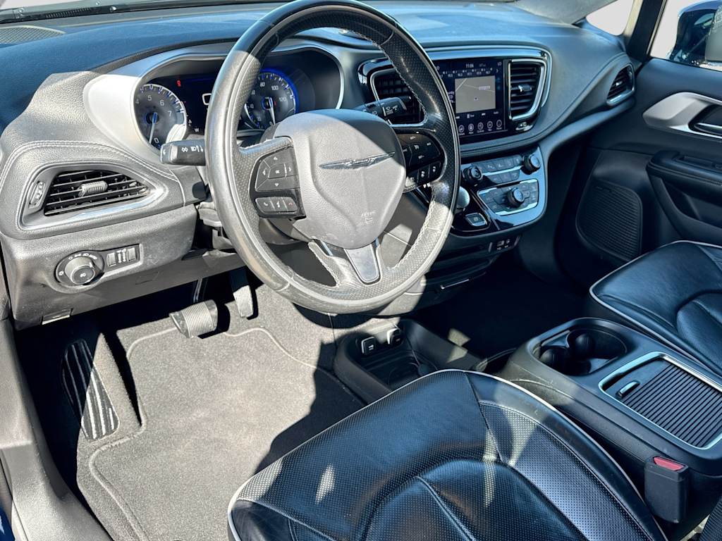 Thumbnail: 2019 Chrysler Pacifica - 2