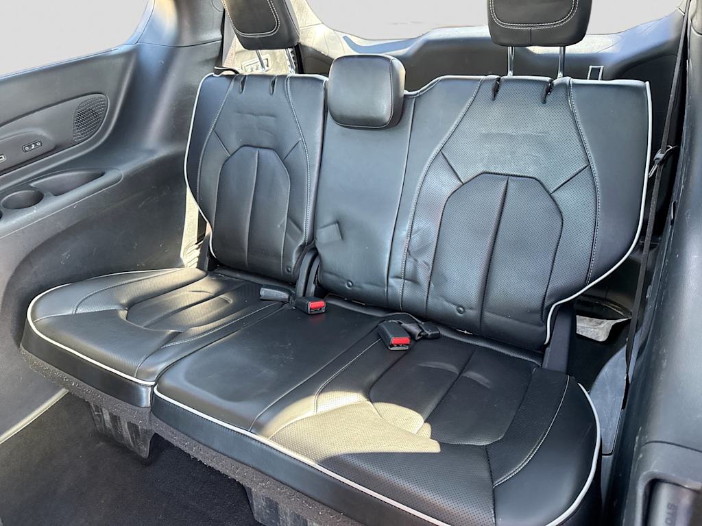 Thumbnail: 2019 Chrysler Pacifica - 27