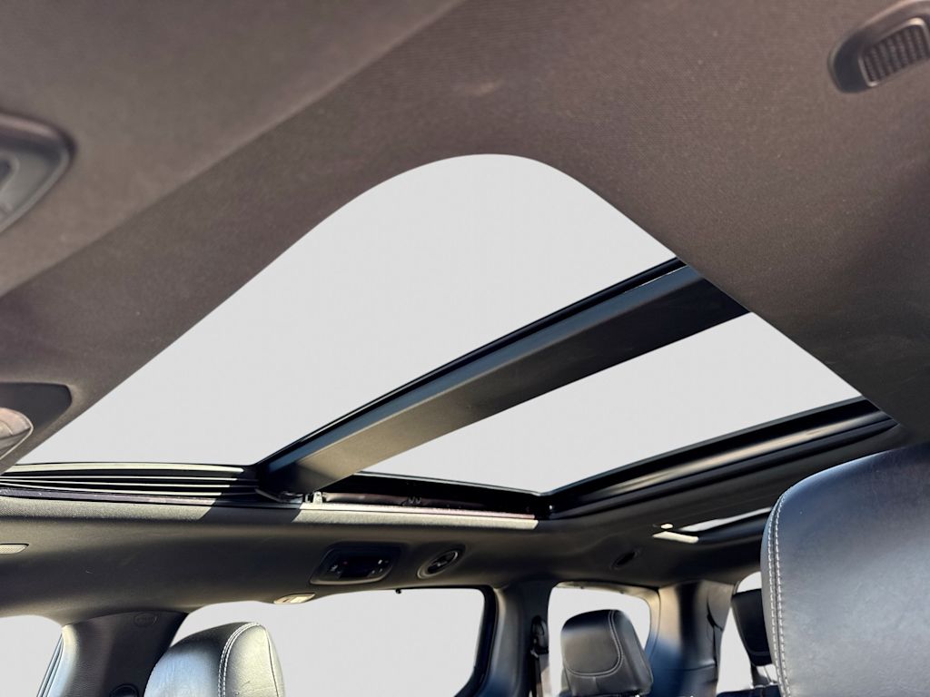 Thumbnail: 2019 Chrysler Pacifica - 26