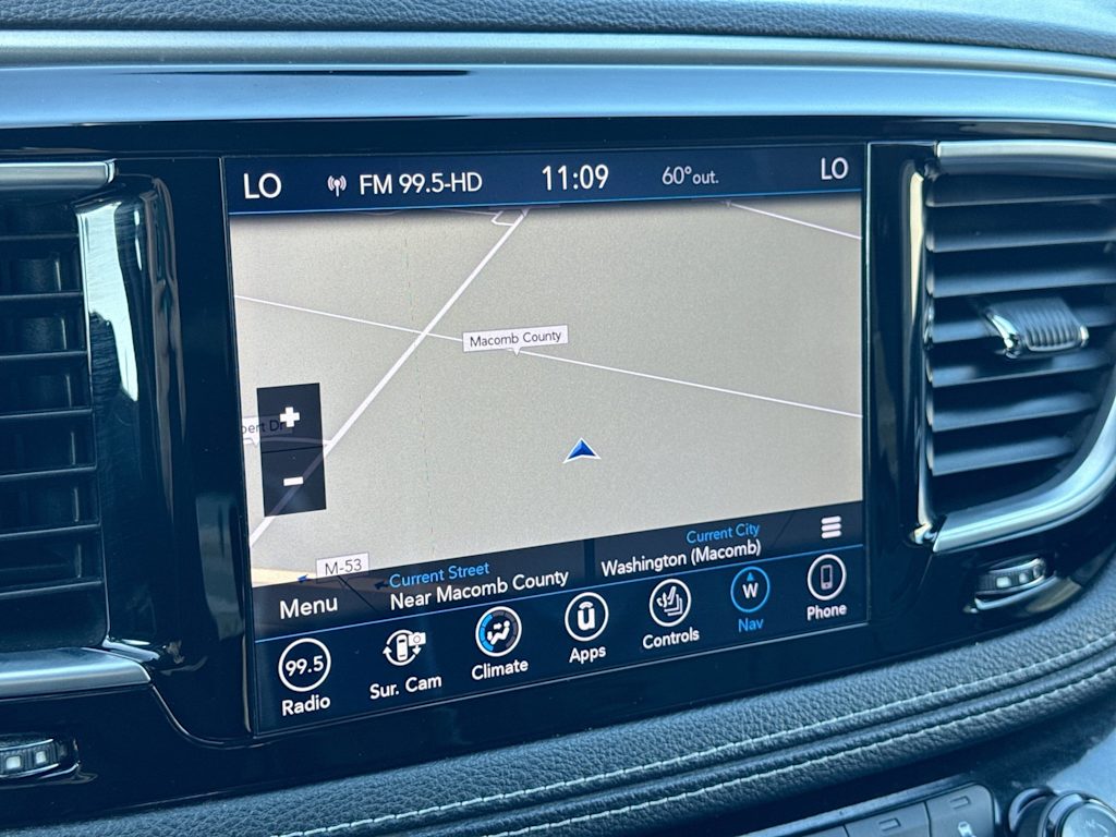 Thumbnail: 2019 Chrysler Pacifica - 34