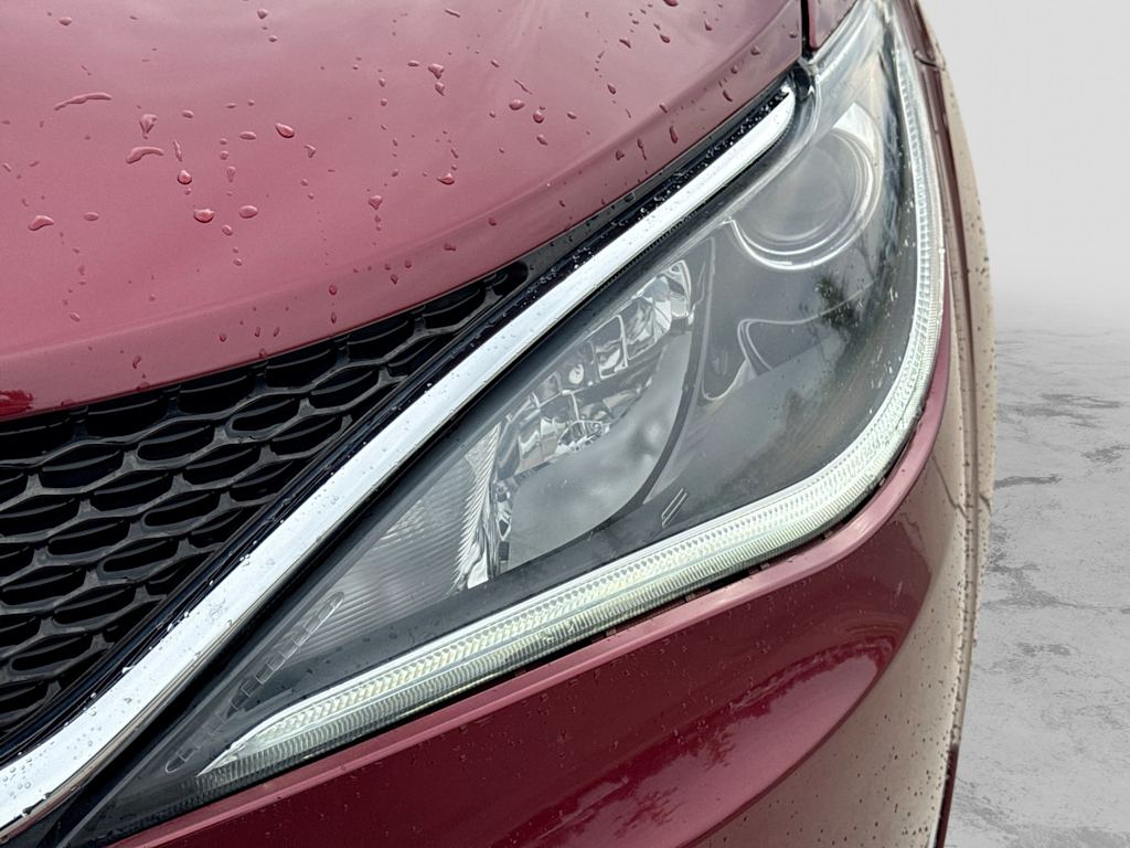 Thumbnail: 2020 Chrysler Pacifica - 22