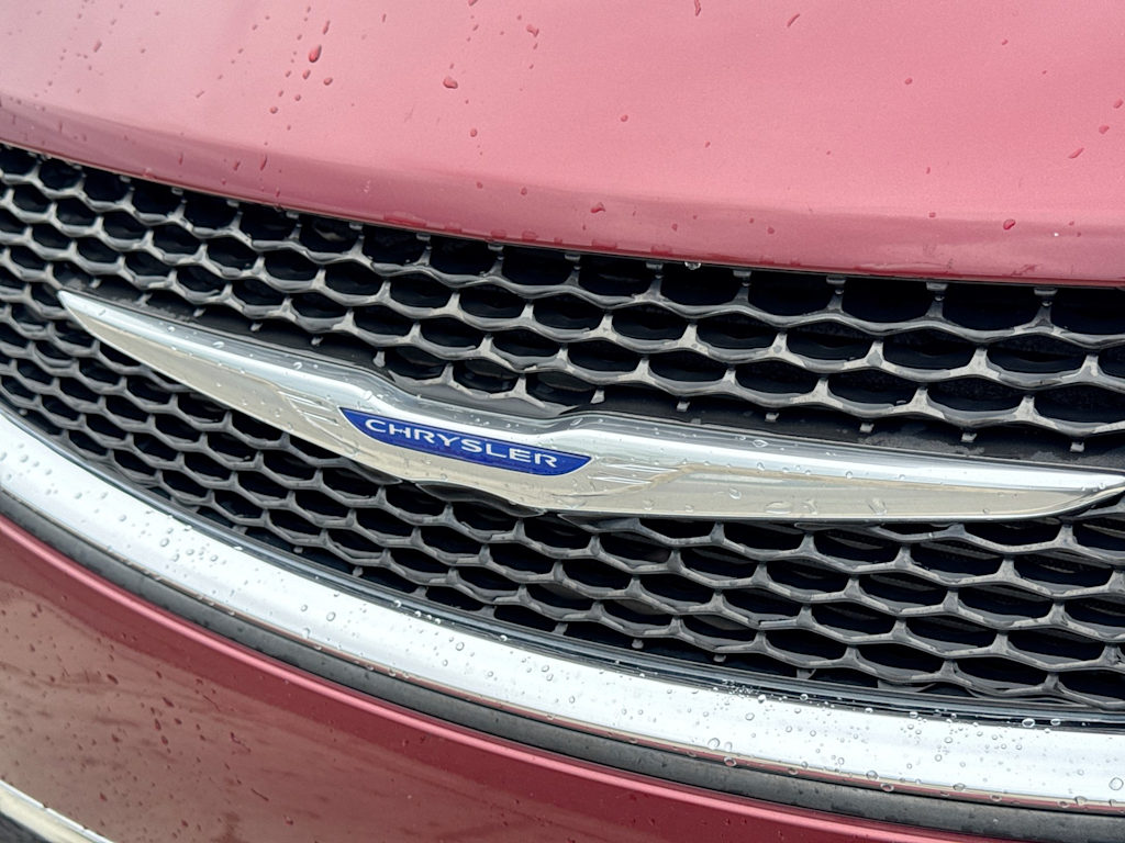 Thumbnail: 2020 Chrysler Pacifica - 7