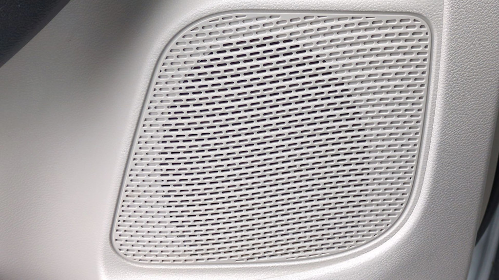 Thumbnail: 2023 Chrysler Pacifica - 18