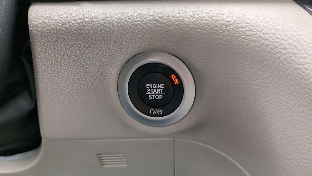 Thumbnail: 2023 Chrysler Pacifica - 30