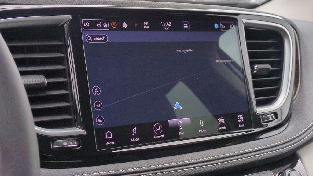 Thumbnail: 2023 Chrysler Pacifica - 31