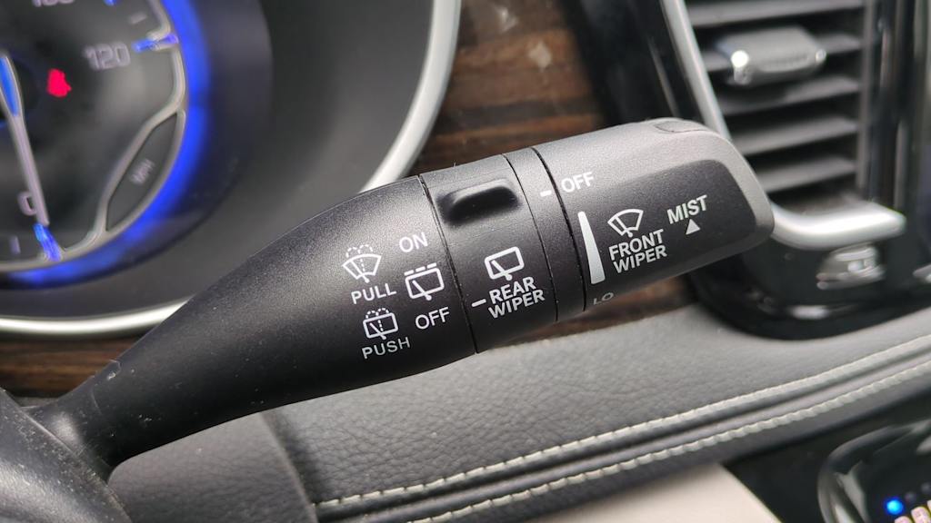 Thumbnail: 2023 Chrysler Pacifica - 16