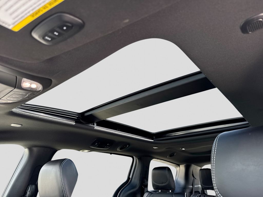 Thumbnail: 2026 Chrysler Pacifica - 26