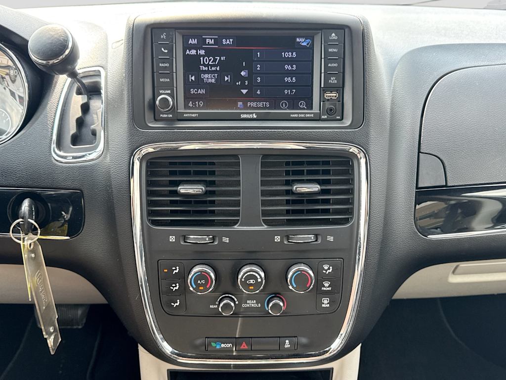 Thumbnail: 2019 Dodge Grand Caravan - 14