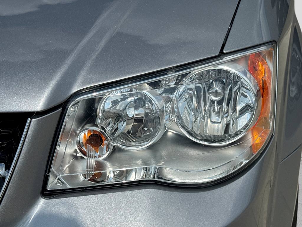 Thumbnail: 2019 Dodge Grand Caravan - 23