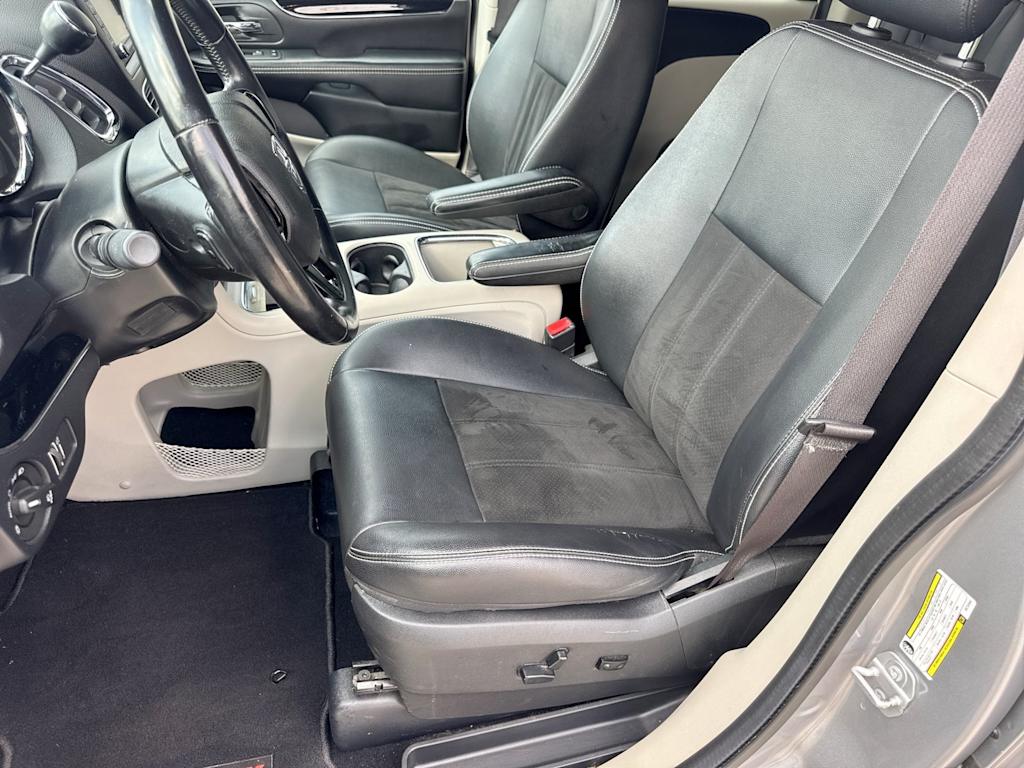 Thumbnail: 2019 Dodge Grand Caravan - 10