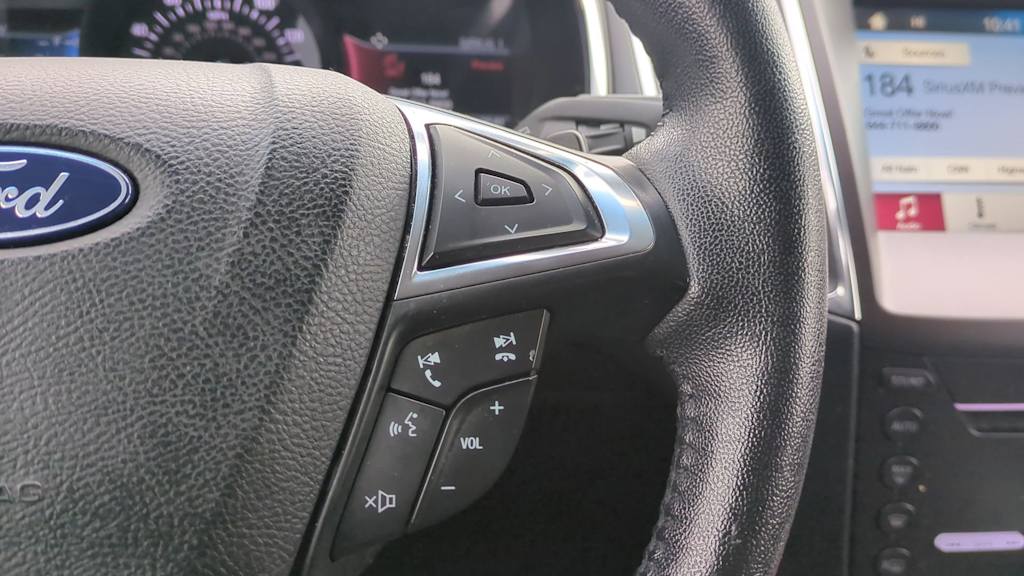 Thumbnail: 2018 Ford Edge - 28