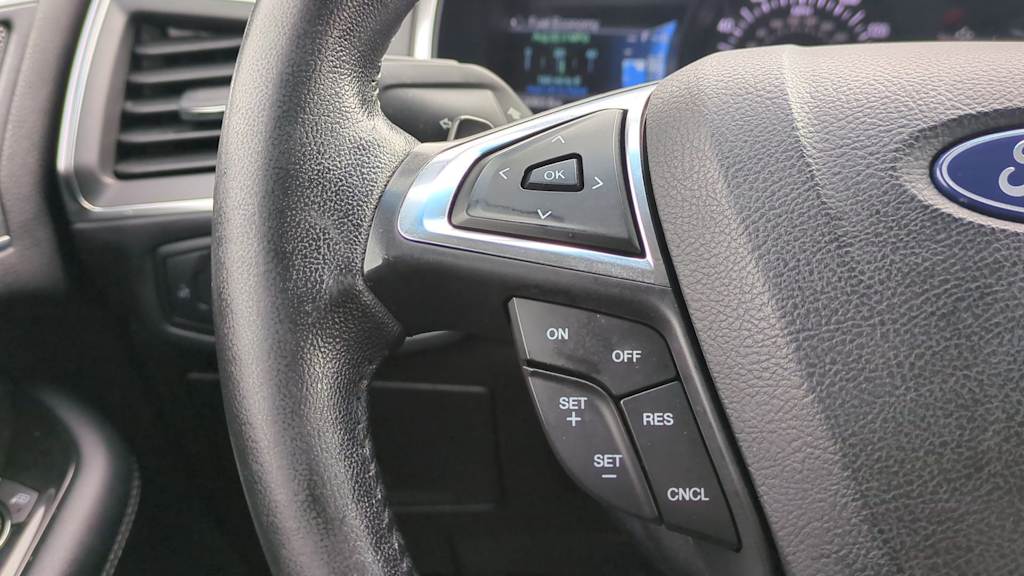 Thumbnail: 2018 Ford Edge - 27