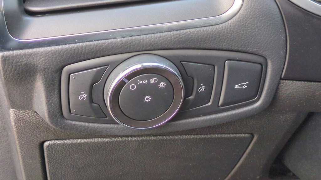 Thumbnail: 2018 Ford Edge - 22