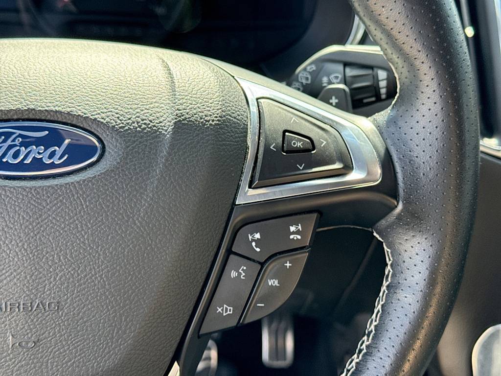Thumbnail: 2020 Ford Edge - 30