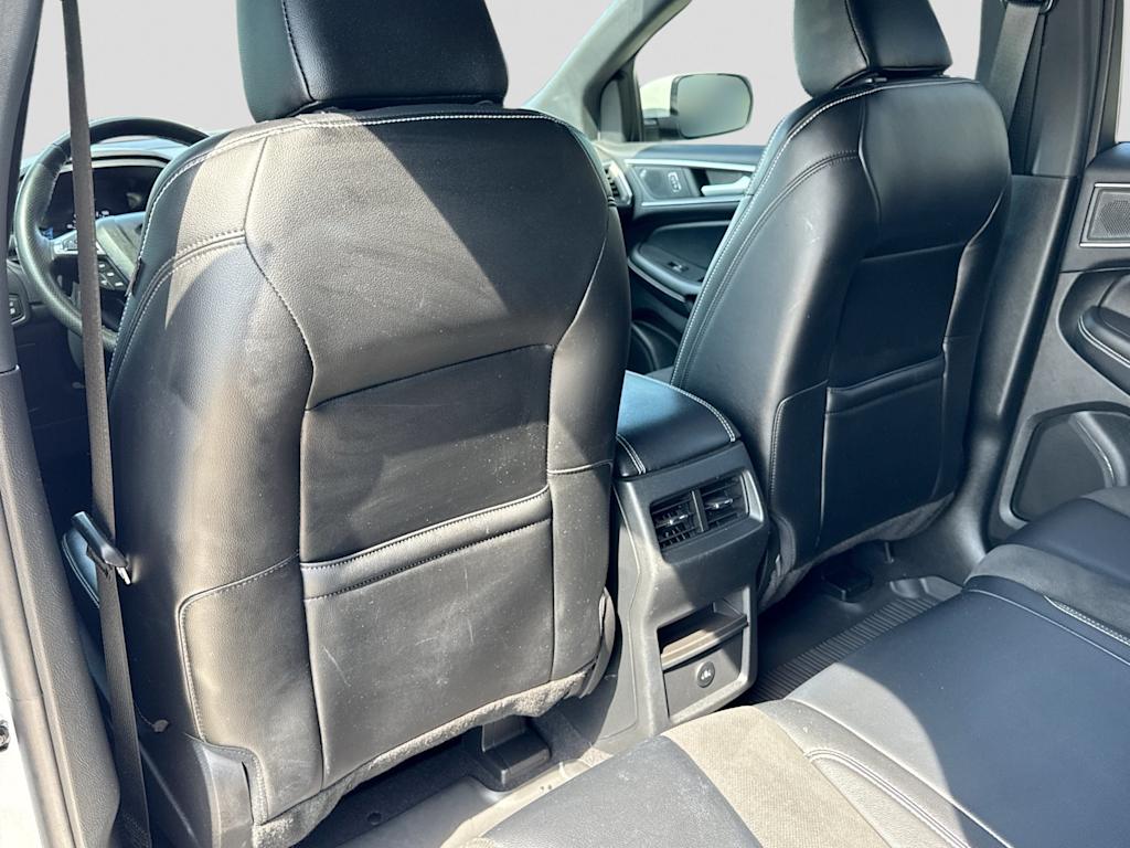 Thumbnail: 2023 Ford Edge - 11
