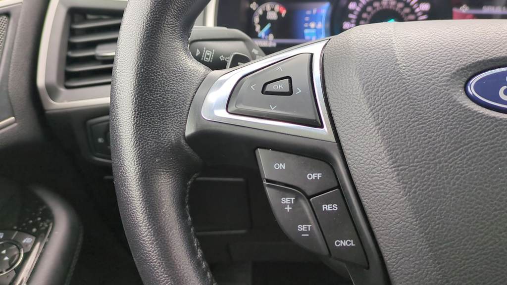 Thumbnail: 2019 Ford Edge - 26