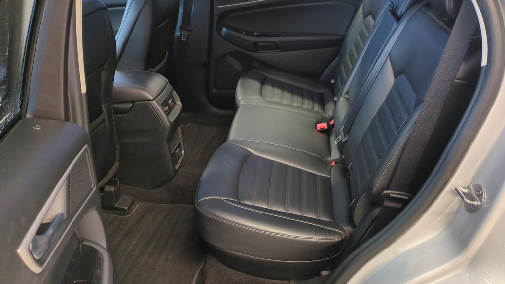 Thumbnail: 2019 Ford Edge - 12