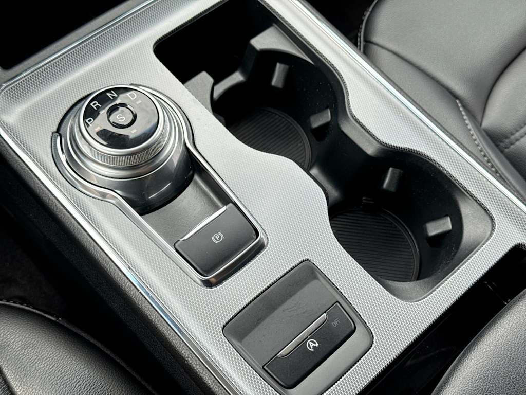Thumbnail: 2021 Ford Edge - 34