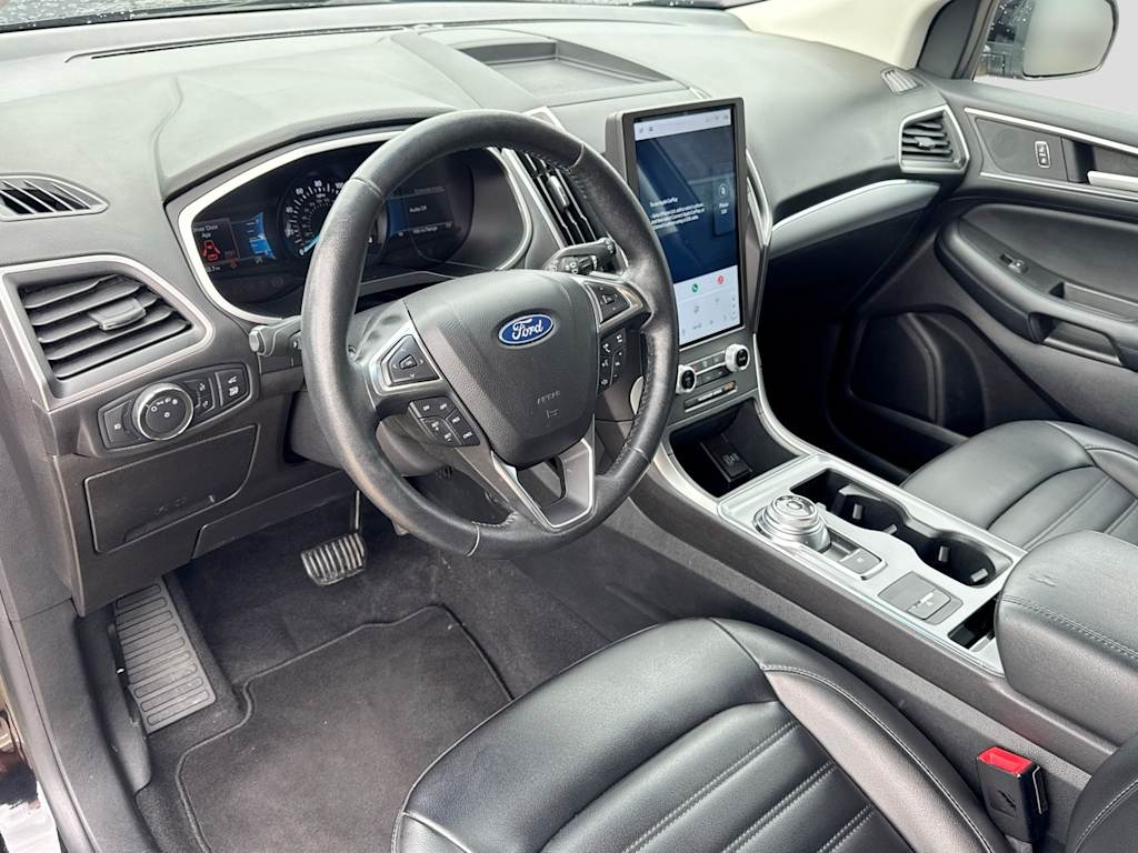 Thumbnail: 2021 Ford Edge - 2