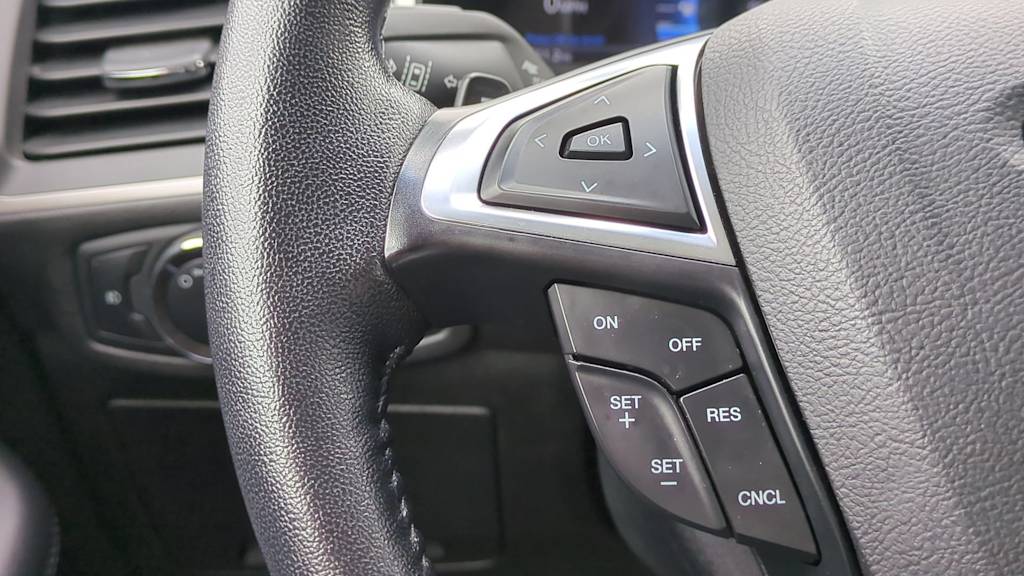 Thumbnail: 2020 Ford Edge - 20