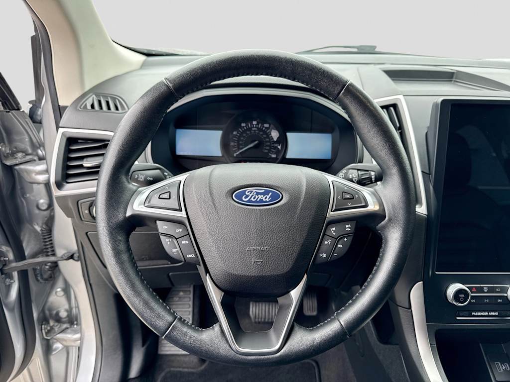 Thumbnail: 2023 Ford Edge - 13