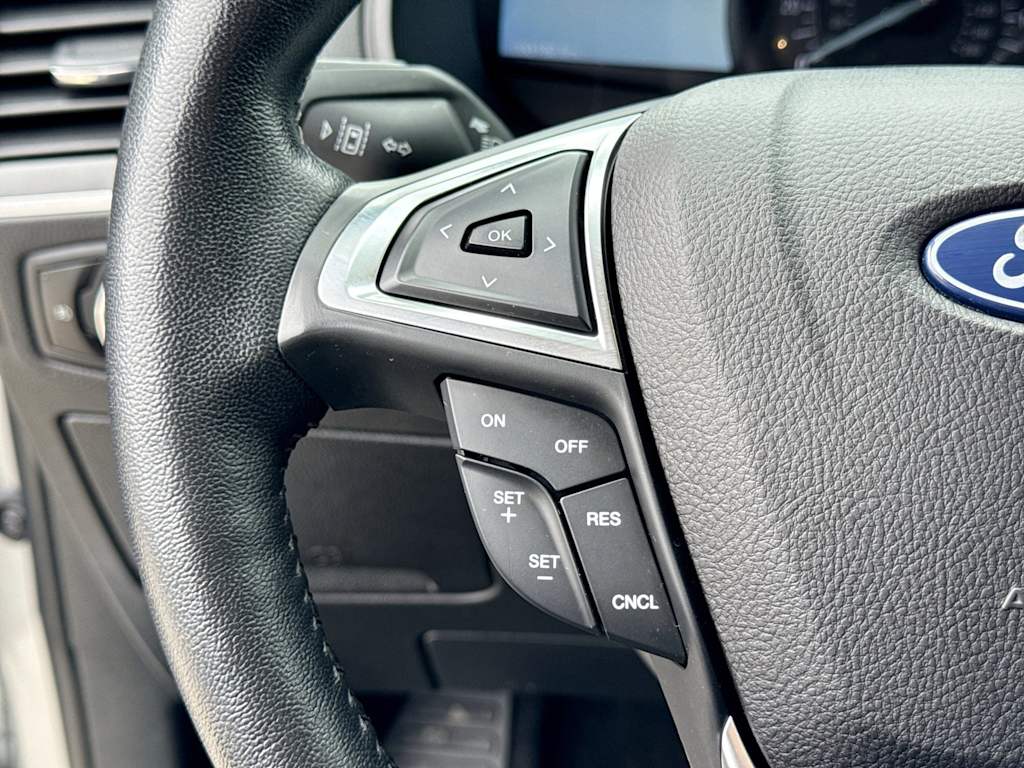 Thumbnail: 2023 Ford Edge - 27