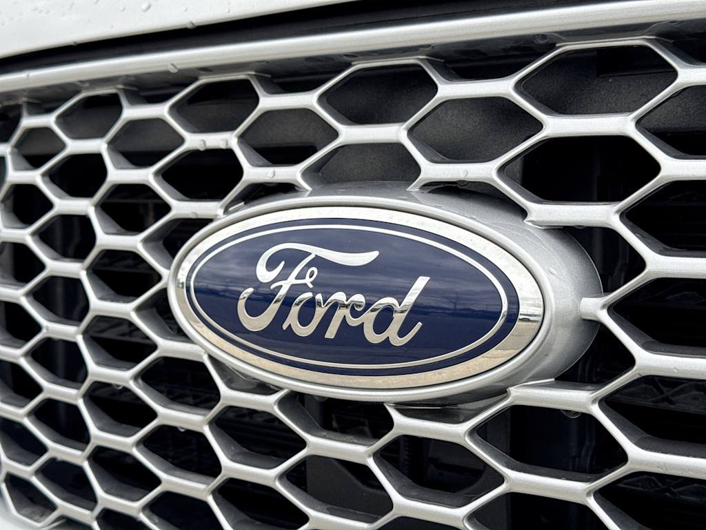 Thumbnail: 2023 Ford Edge - 7