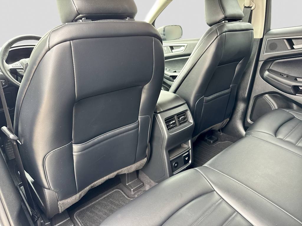 Thumbnail: 2023 Ford Edge - 12