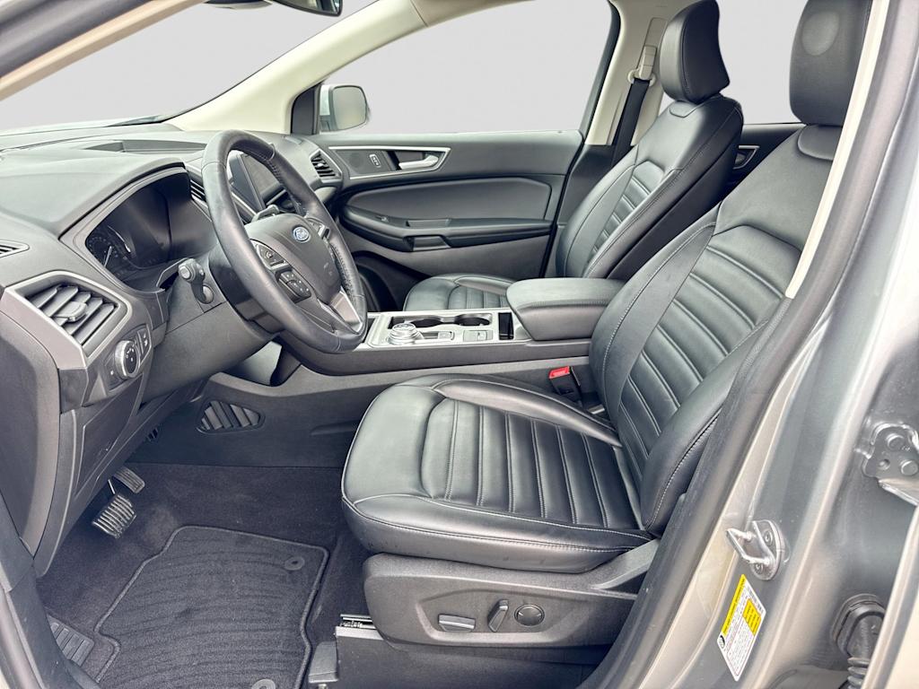 Thumbnail: 2023 Ford Edge - 8