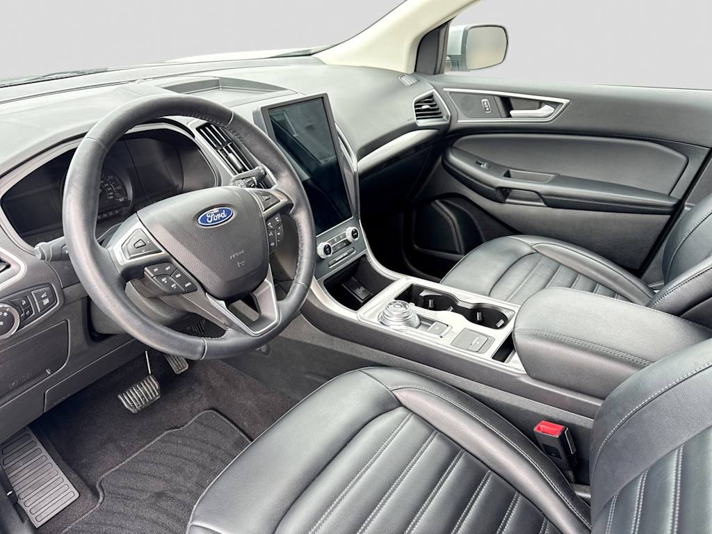 Thumbnail: 2023 Ford Edge - 2
