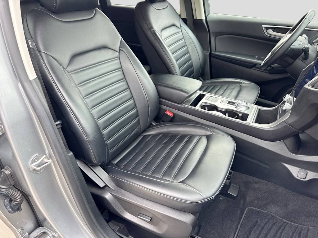Thumbnail: 2023 Ford Edge - 26