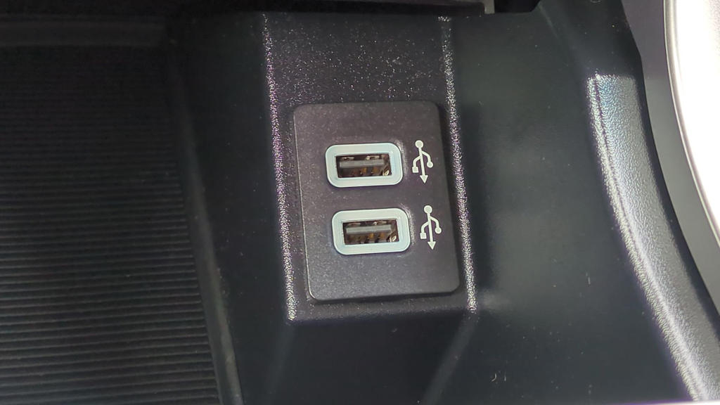 Thumbnail: 2019 Ford Edge - 34